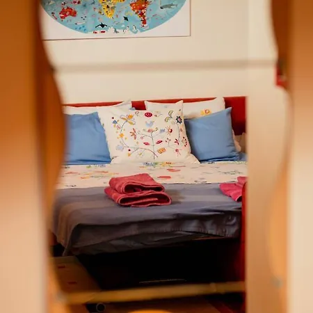 Zeusplace Fenia's Nest House 리토코론